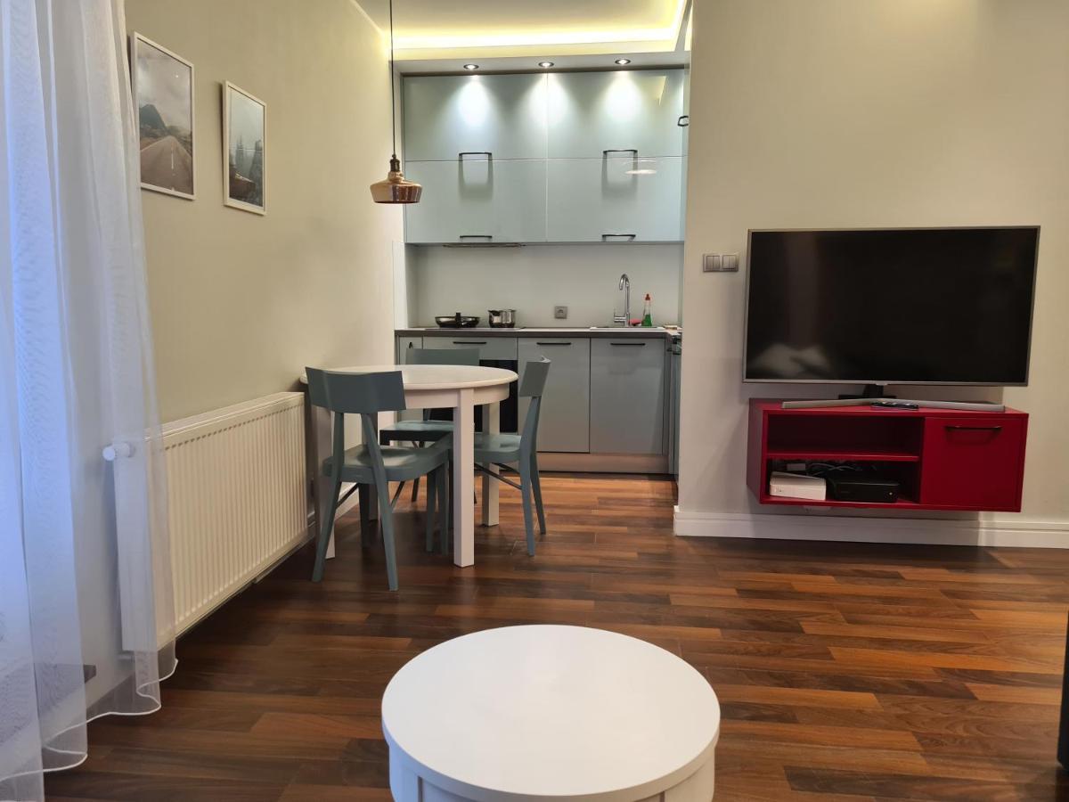 Apartament 3-Osobowy Z Miejscem Parkingowym W Swietnej Lokalizacji グダニスク エクステリア 写真